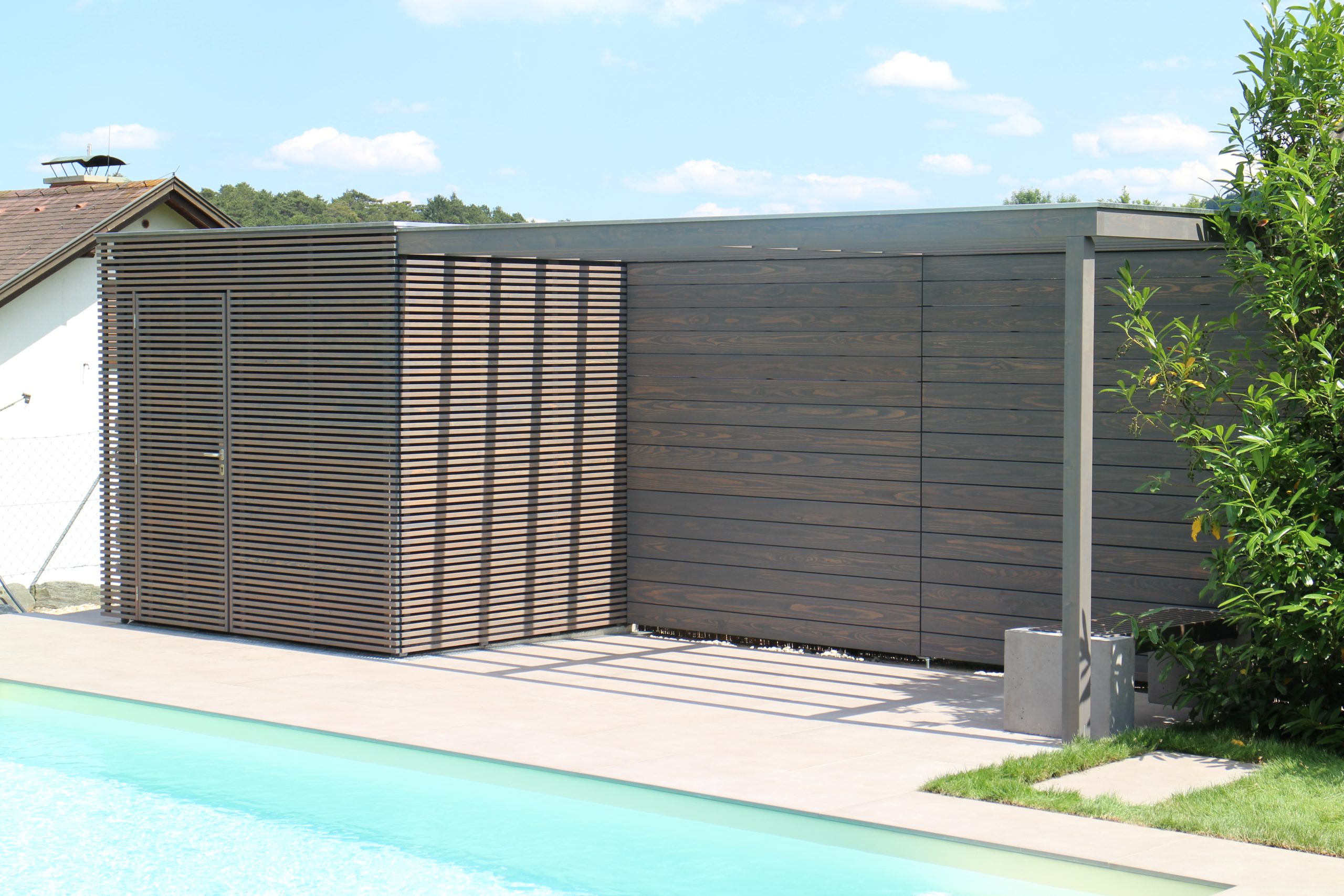 Gerätehaus mit Pergola und Sichtschutz 03 Gerätehaus mit Pergola und Sichtschutz 03
