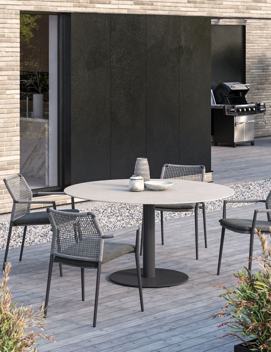 Tisch Glarus FIX 3 Glarus Mollis rund 140