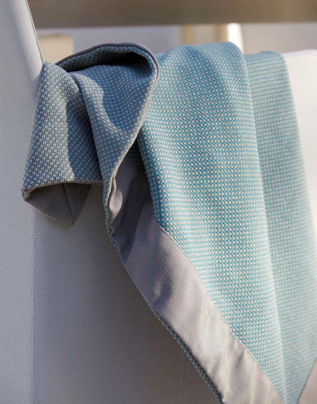 Kissen & Plaids 3 Warme Plaids in modernem Design