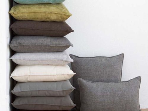 Kissen & Plaids 10 Exklusive Kissen in schönen Farben & edlen Stoffen