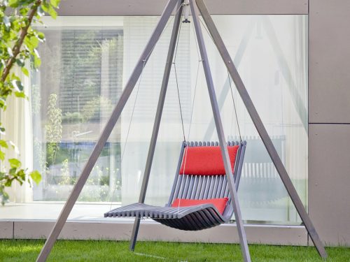 Schwebeliege Wave mit Hängepyramide