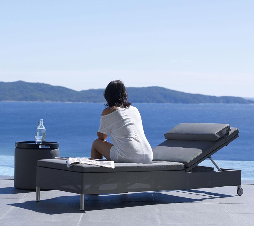 Rest Sonnenliege inkl. Kissen 8 Rest Liege inkl.Kissen