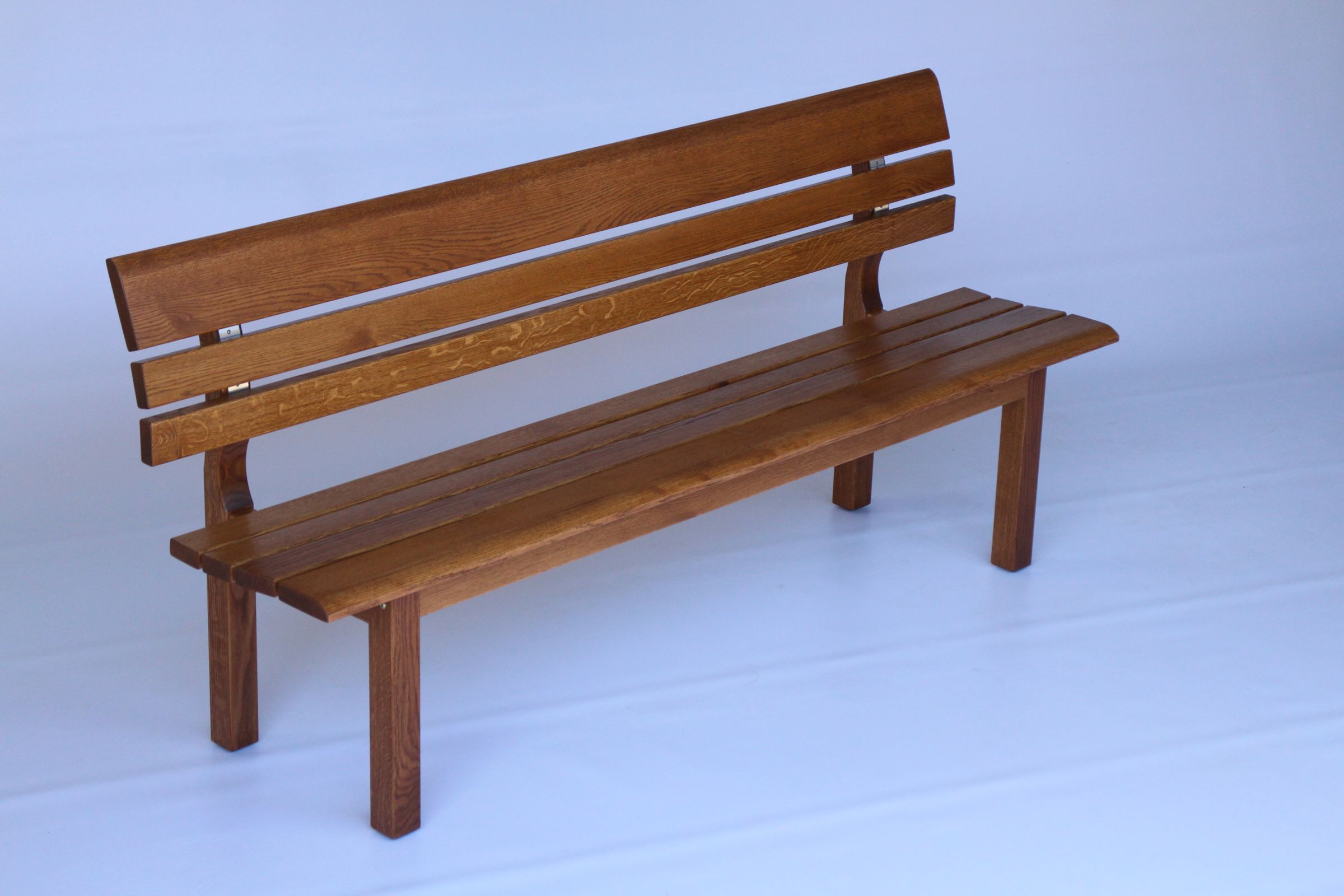 Atrium Bank 3 atrium_bank_200_dunkelbraun