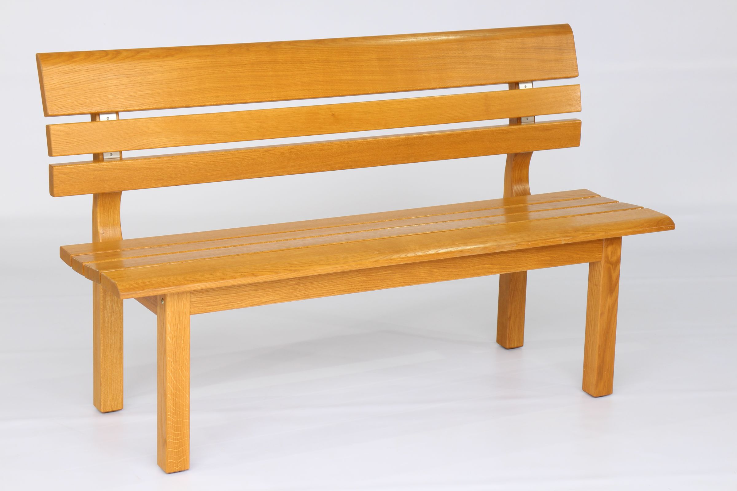 Atrium Bank 2 AtriumBank150hell01